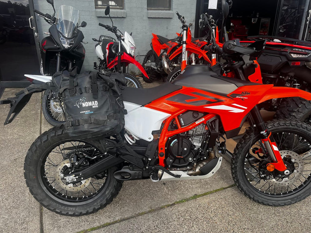 NOMAD MOTO Rackless 40L - Adjustable Base - NOMAD MOTO