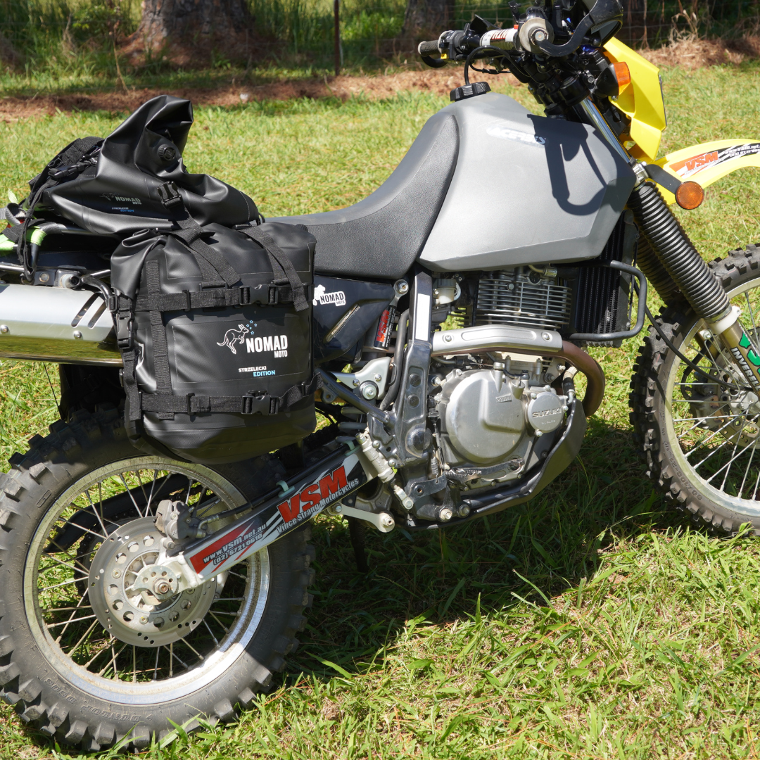 Soft luggage set for motorcycles with panniers and bag